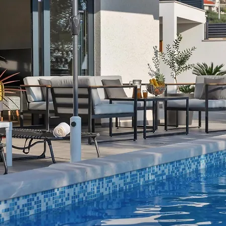 Festina Lente A Luxury In Makarska, Heated Pool Villa Makarska