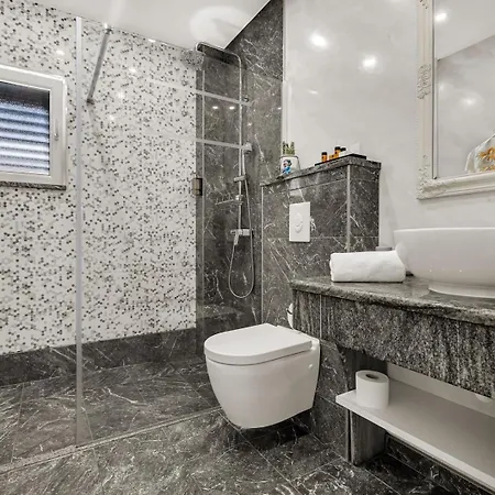 Festina Lente A Luxury In Makarska, Heated Pool