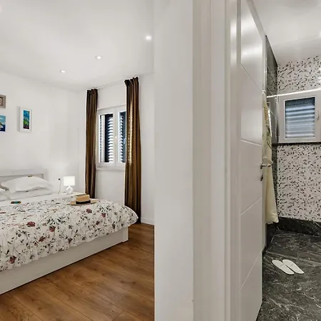 Festina Lente A Luxury In Makarska, Heated Pool Villa *