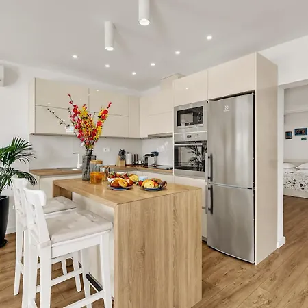 Willa Festina Lente A Luxury In Makarska, Heated Pool Makarska