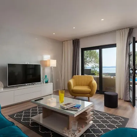 Festina Lente A Luxury In Makarska, Heated Pool * Makarska