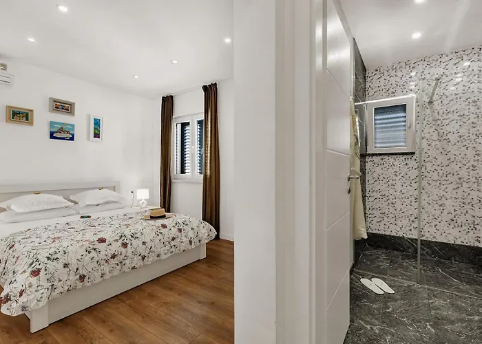 Festina Lente A Luxury In Makarska, Heated Pool Villa *