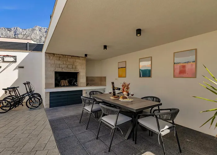 Villa Festina Lente A Luxury In Makarska, Heated Pool